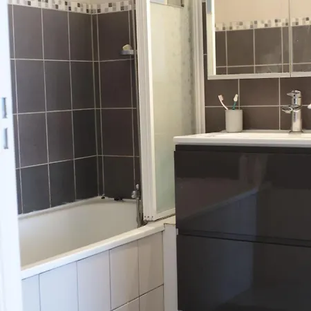 Apartment Central Location, 3 Bedroom In
